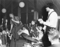 Filename=band_skiminne.jpg
Filesize=40KiB
Dimensions=693x547
Date added=Nov 19, 2006 band_skiminne.jpg