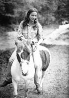 Filename=Corinne_with_pony_and_Nestor1.jpg
Filesize=25KiB
Dimensions=294x420
Date added=Nov 19, 2006 Corinne_with_pony_and_Nestor1.jpg