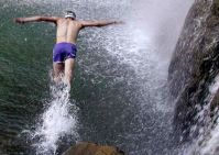 Filename=dive5.jpg
Filesize=56KiB
Dimensions=473x334
Date added=Nov 19, 2006 dive5.jpg