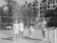 Filename=tenniscourt2.jpg
Filesize=33KiB
Dimensions=463x350
Date added=Nov 19, 2006 tenniscourt2.jpg