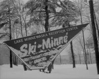 Filename=ski_minne_in_snow.jpg
Filesize=50KiB
Dimensions=648x522
Date added=Nov 19, 2006 ski_minne_in_snow.jpg